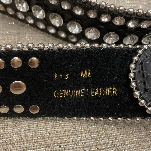 Western Belt With Rhinestones - Picture 4 of 7